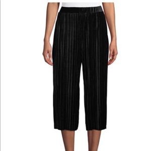 BCBGeneration Women's Plisse Gaucho SZ XS